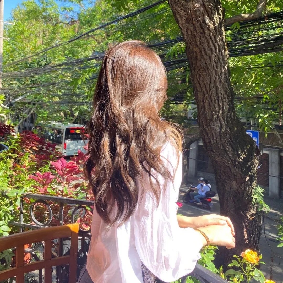 奇怪的她